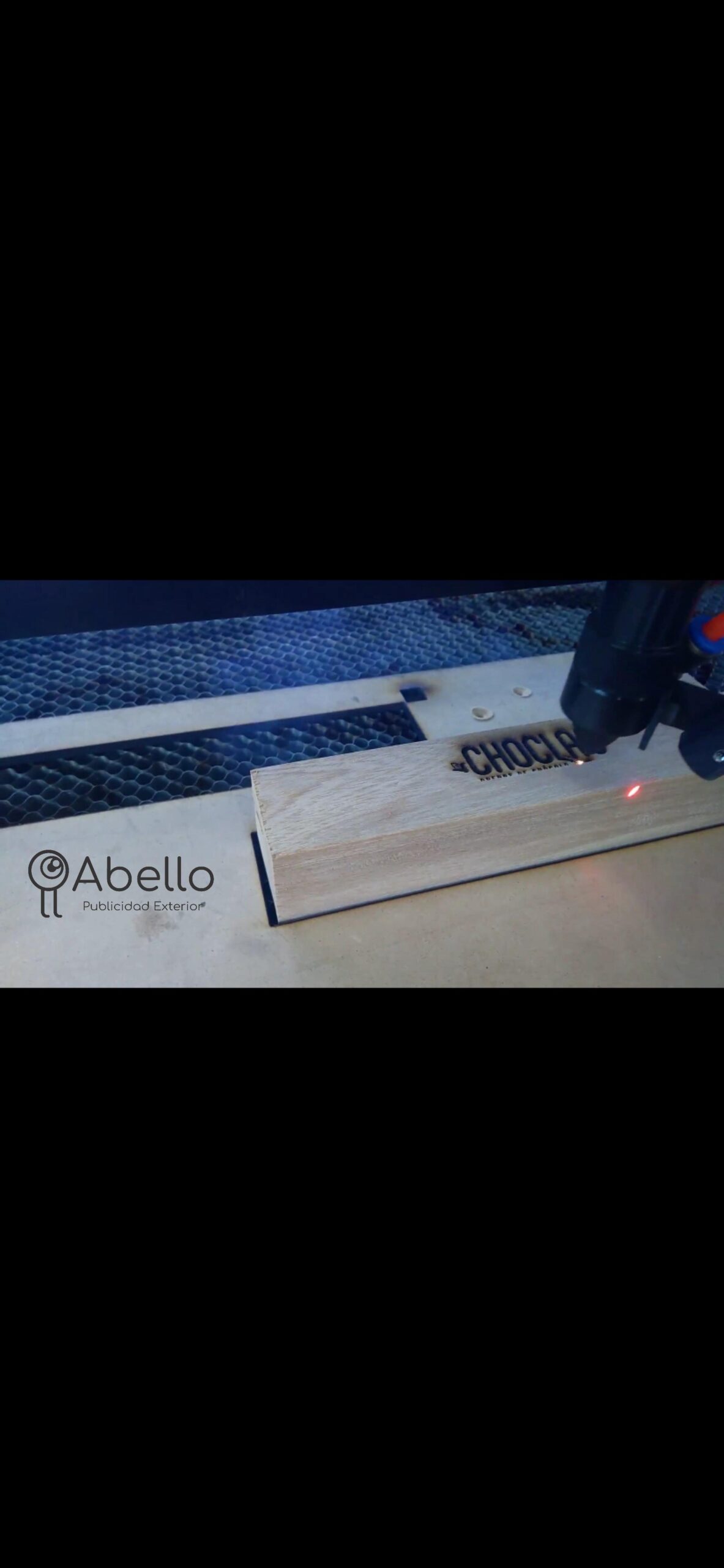 grabado laser en pino bogota
